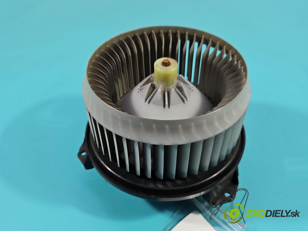 Toyota Rav4 IV 2013-2018 2.0 D4D 124 hp manual 91 kW 1998 cm3 5- ventilátor vzduchu 272700-8105