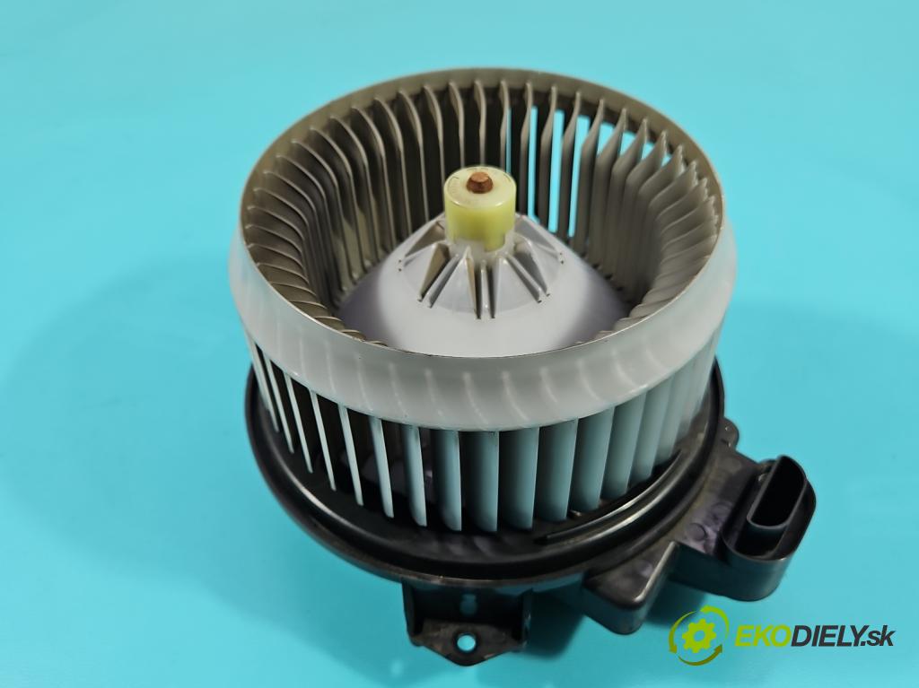 Toyota Rav4 IV 2013-2018 2.0 D4D 124 hp manual 91 kW 1998 cm3 5- ventilátor vzduchu 272700-8105