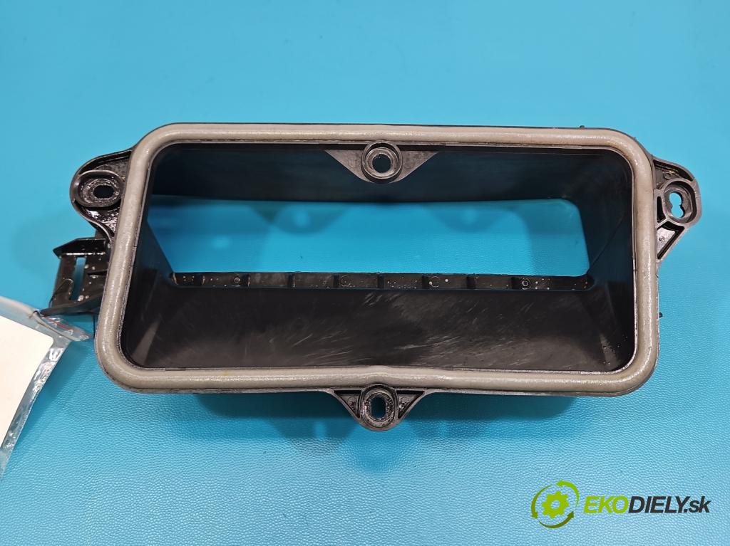 Mercedes E W213 2016-2023 2.0 CDI 194KM automatic 143 kW 1950 cm3 4- Vstup: vzduchu A2138308603