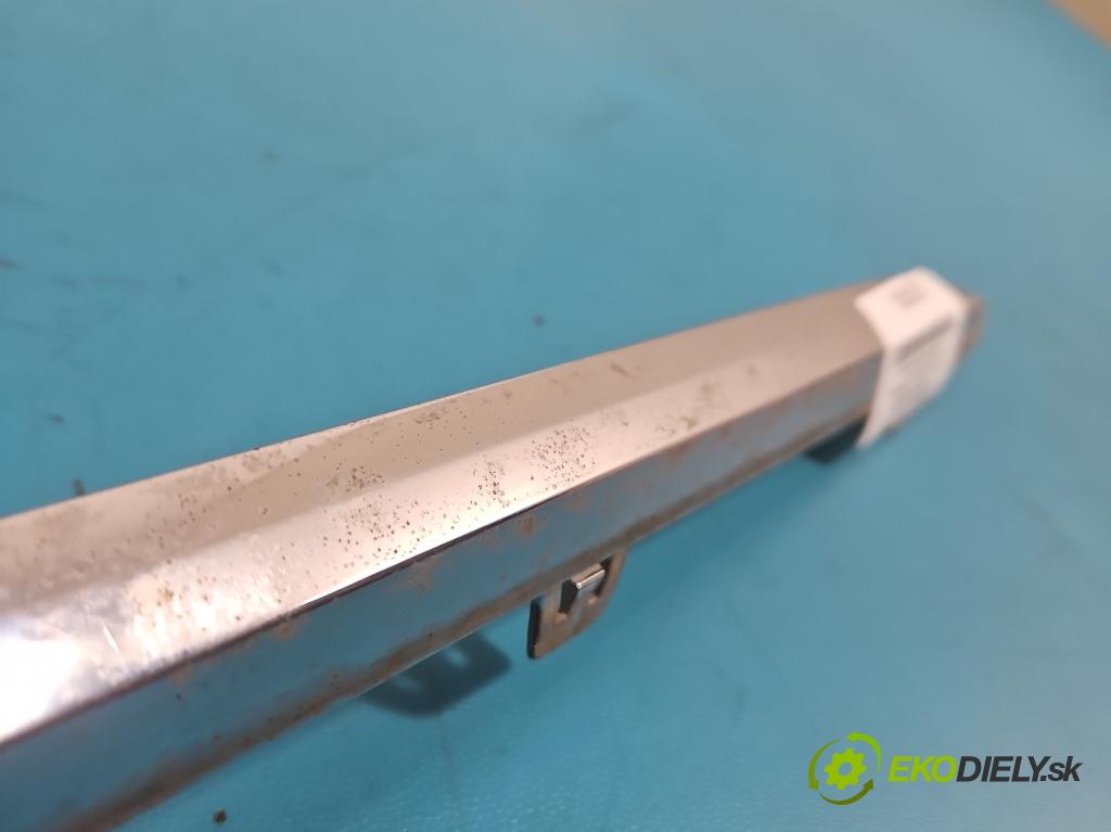 Mercedes E W213 2016-2023 2.0 CDI 194KM automatic 143 kW 1950 cm3 4- lišta práh: pravé A2136980462 (Prahová lišta)