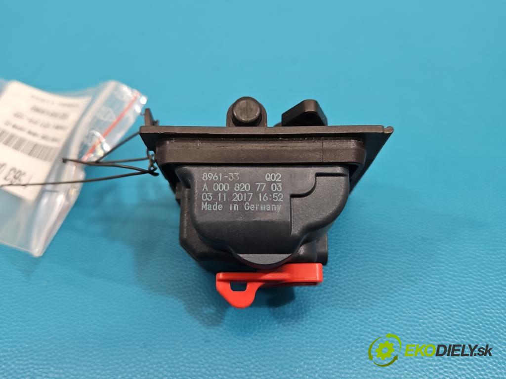 Mercedes E W213 2016-2023 2.0 CDI 194KM: automatic 143 kW 1950 cm3 4- Aktuátor: papuče: nádrže palivo A0008207703