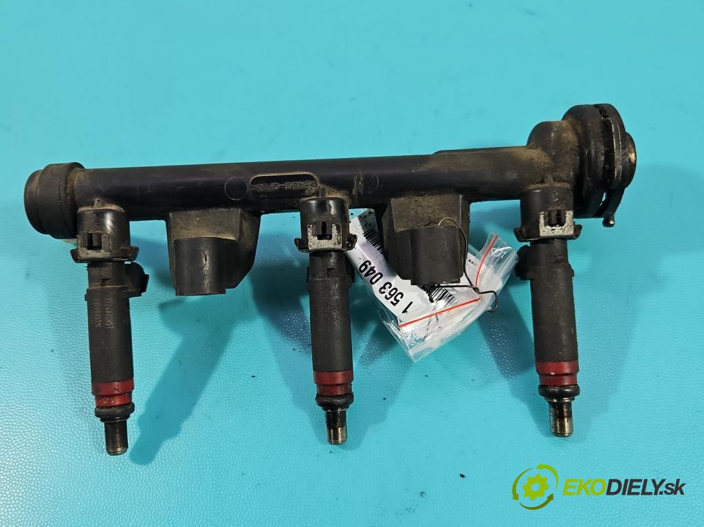 Skoda Fabia I 1999-2007 1.2 6V 54 HP manual 40 kW 1198 cm3 5- vstrek 2204A00957 (Vstrekovač paliva)