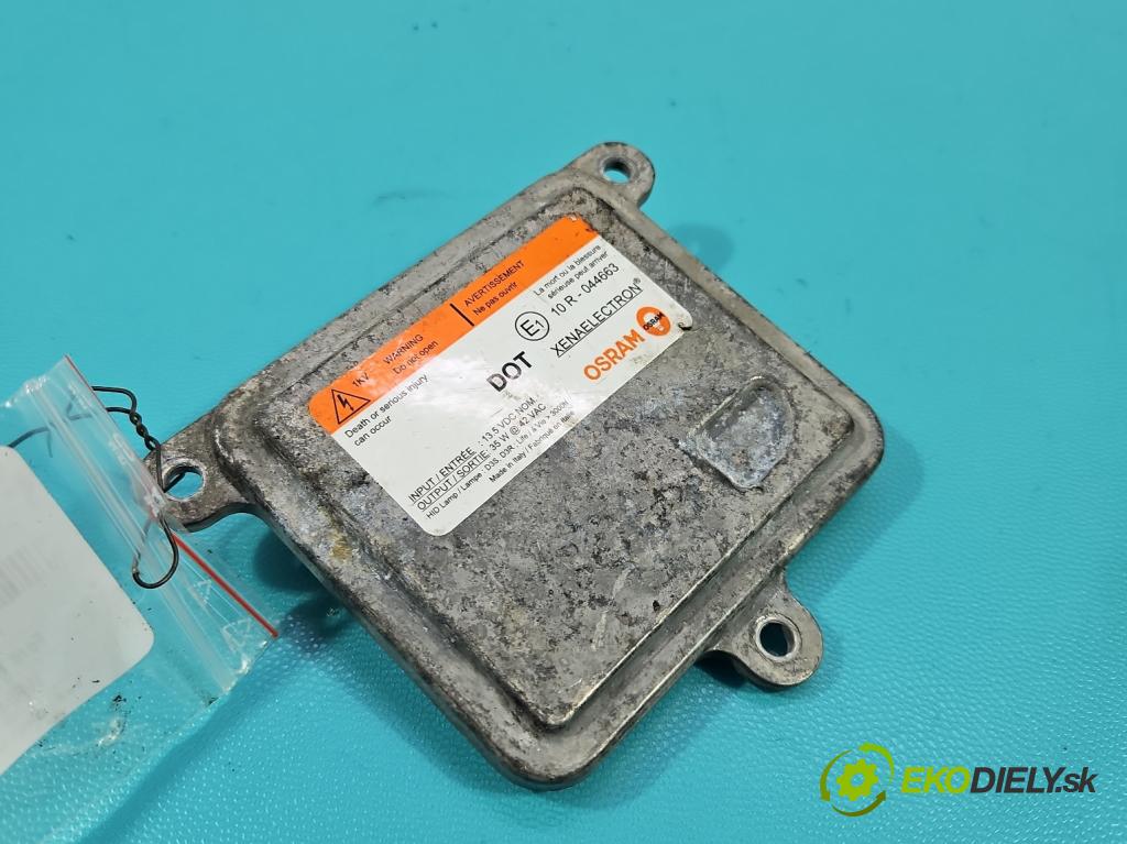 Ford Focus Mk3 2010-2018 1.5 EcoBoost: 150 HP manual 110 kW 1498 cm3 4- střídač: xenon 35XT61-SQ-D3 (Riadiaca jednotka xenónu)