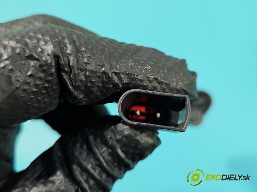 Ford Focus Mk3 2010-2018 1.5 EcoBoost: 150 HP manual 110 kW 1498 cm3 4- ostrekovač ostatné F1EB-17666-AB