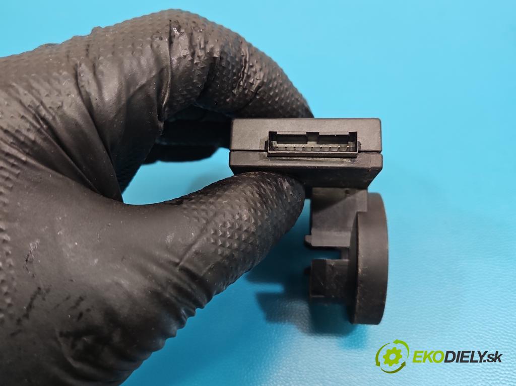 Opel Vectra B 1995-2002 1.6 16V 101 hp manual 74 kW 1598 cm3 5- řídící jednotka motoru 09364599