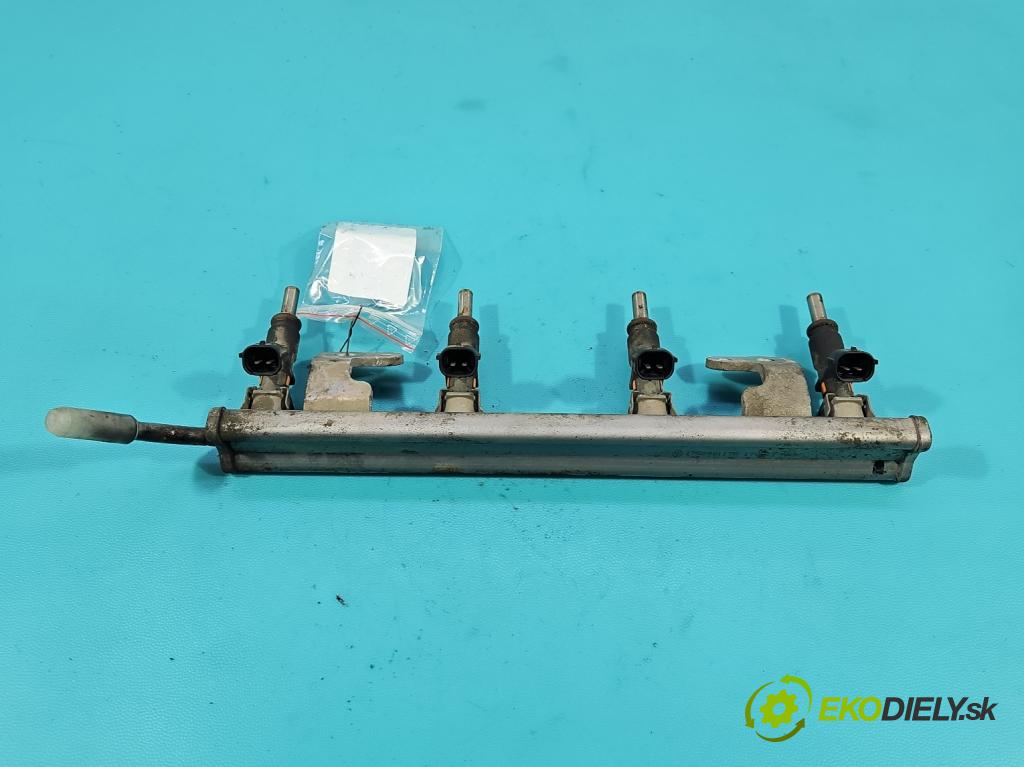 Dacia Dokker 2012- 1.6 16V 102 HP manual 75 kW 1598 cm3 5- vstrek 175200117R (Vstrekovač paliva)