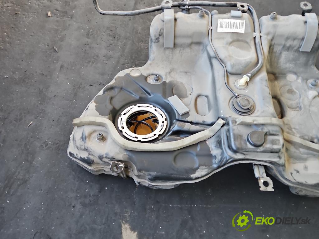 Mercedes S W222 2013-2020 3.0 cdi 656929 340KM: automatic 250 kW 2925 cm3 4- Nádrž: palivo A2220058999 (Palivová nádrž)