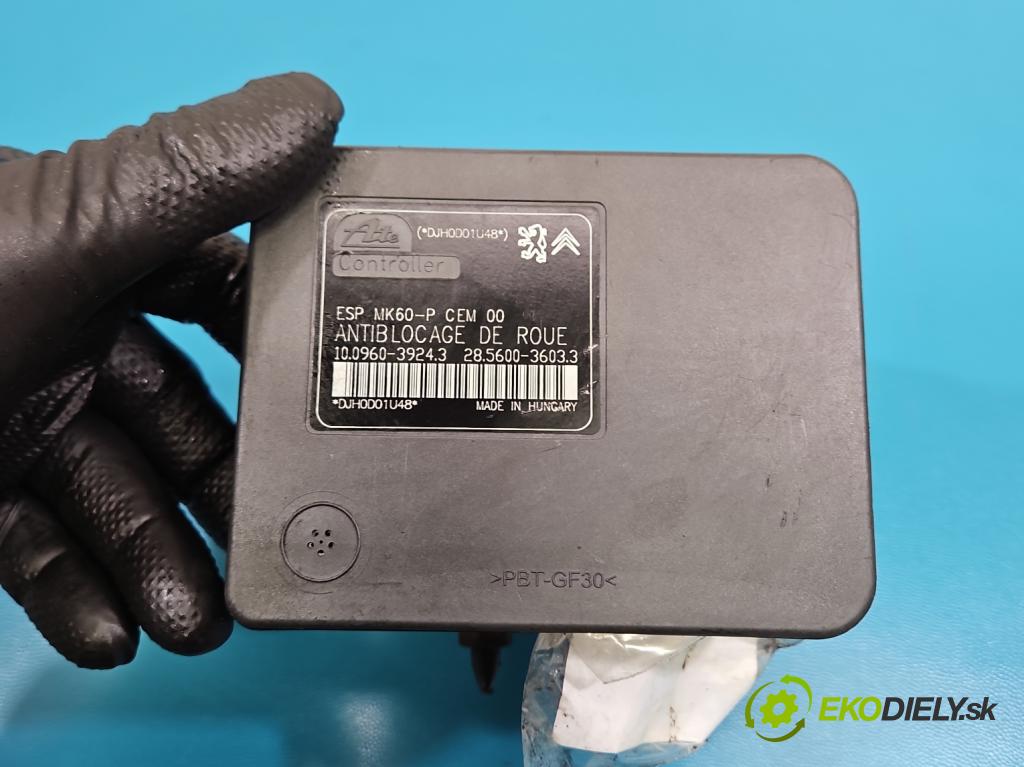 Citroen DS3 2010-2016 1.6 hdi 92 HP manual 68 kW 1560 cm3 3- čerpadlo abs 100960-39243 (Pumpa ABS)