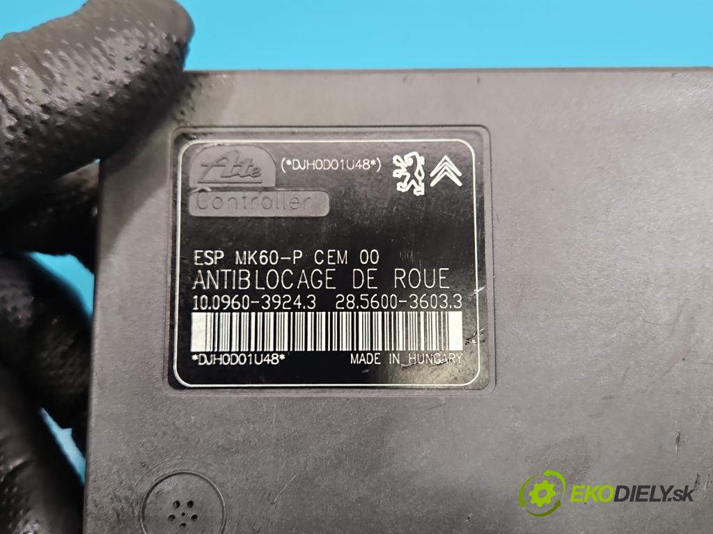 Citroen DS3 2010-2016 1.6 hdi 92 HP manual 68 kW 1560 cm3 3- čerpadlo abs 100960-39243 (Pumpa ABS)