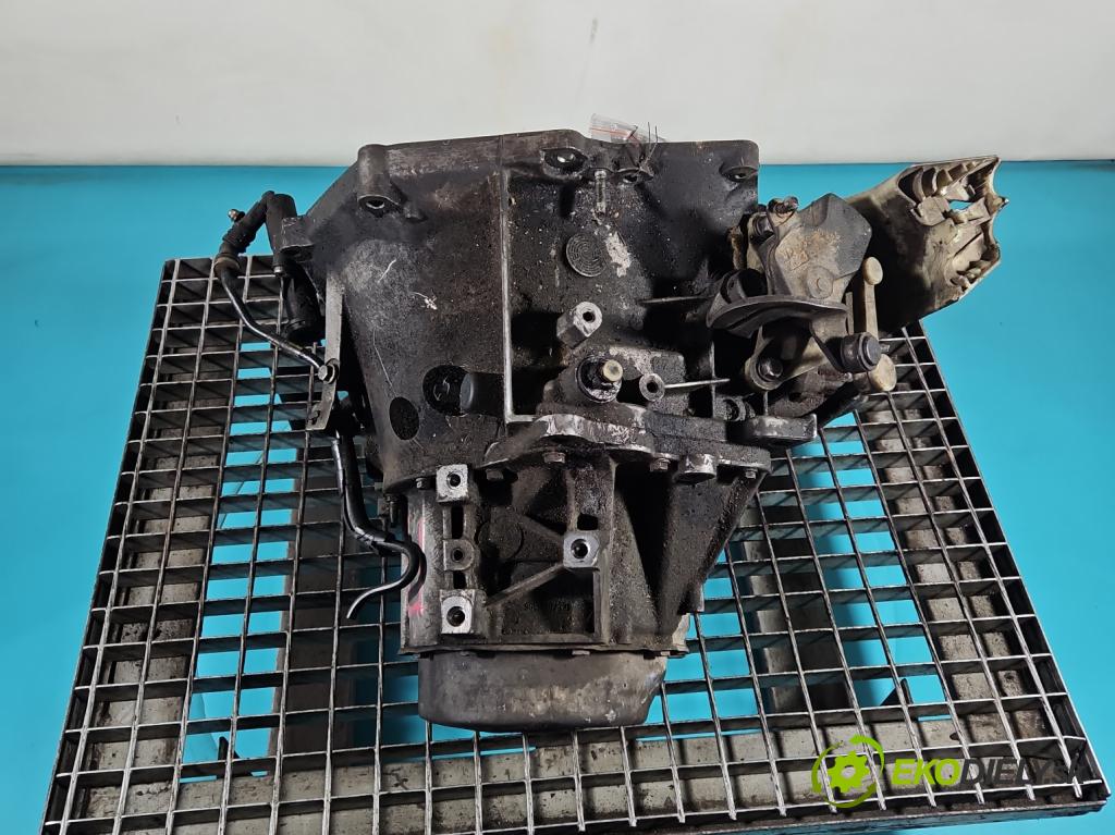 Citroen DS3 2010-2016 1.6 hdi 92 hp manual 68 kW 1560 cm3 3- převodovka stupňová manual 20DP66