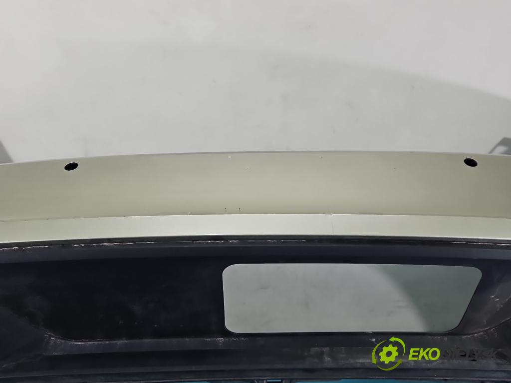 Skoda Superb IV 2023- 2.0 TDI 150 hp automatic 110 kW 1968 cm3 5- nárazník zadní 3P0807421 (Klika dveří ostatní)