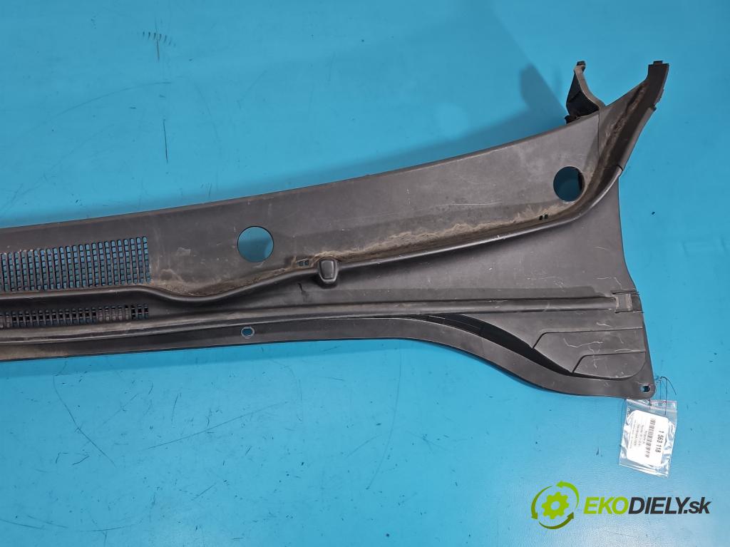 Hyundai I30 III 2016- 1.6 crdi 116 hp manual 85 kW 1598 cm3 5- torpédo 86151-C4000 (Plast pod čelním sklem)