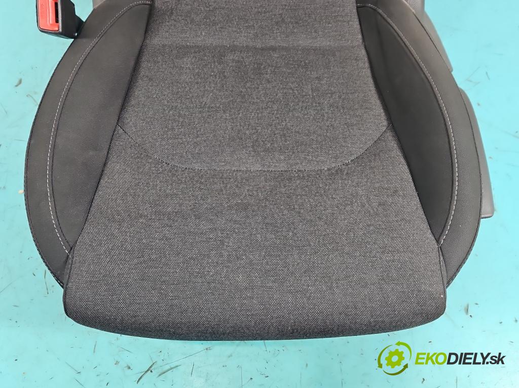 Hyundai I30 III 2016- 1.6 crdi 116 HP manual 85 kW 1598 cm3 5- Sedačka ľavý  (Sedadlo)