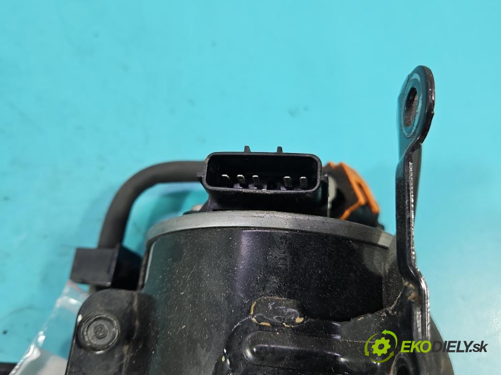 Hyundai I30 III 2016- 1.6 crdi 116 HP manual 85 kW 1598 cm3 5- obal filtra palivo 31900-G4910