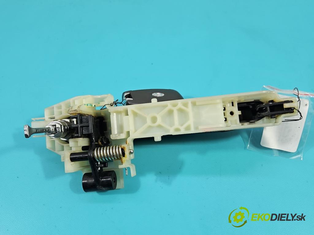 Hyundai I30 III 2016- 1.6 crdi 116 hp manual 85 kW 1598 cm3 5- klika přední levé  (Vnější přední levá klika dveří)