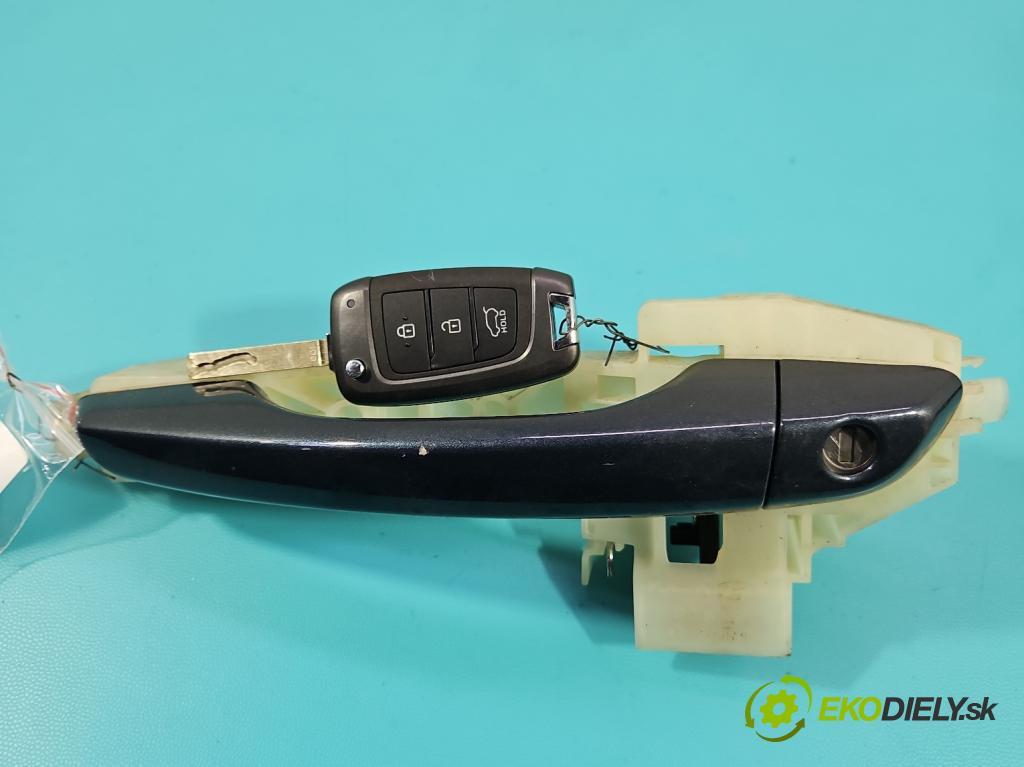 Hyundai I30 III 2016- 1.6 crdi 116 hp manual 85 kW 1598 cm3 5- klika přední levé  (Vnější přední levá klika dveří)