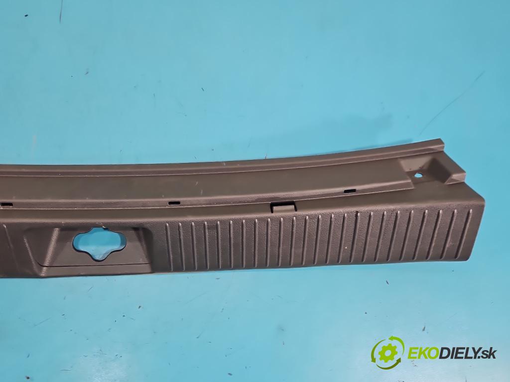 Hyundai I30 III 2016- 1.6 crdi 116 hp manual 85 kW 1598 cm3 5- kryt plastová 85770-G4700