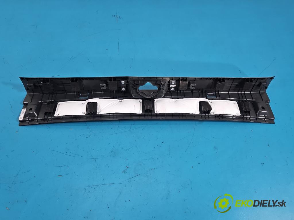 Hyundai I30 III 2016- 1.6 crdi 116 hp manual 85 kW 1598 cm3 5- kryt plastová 85770-G4700