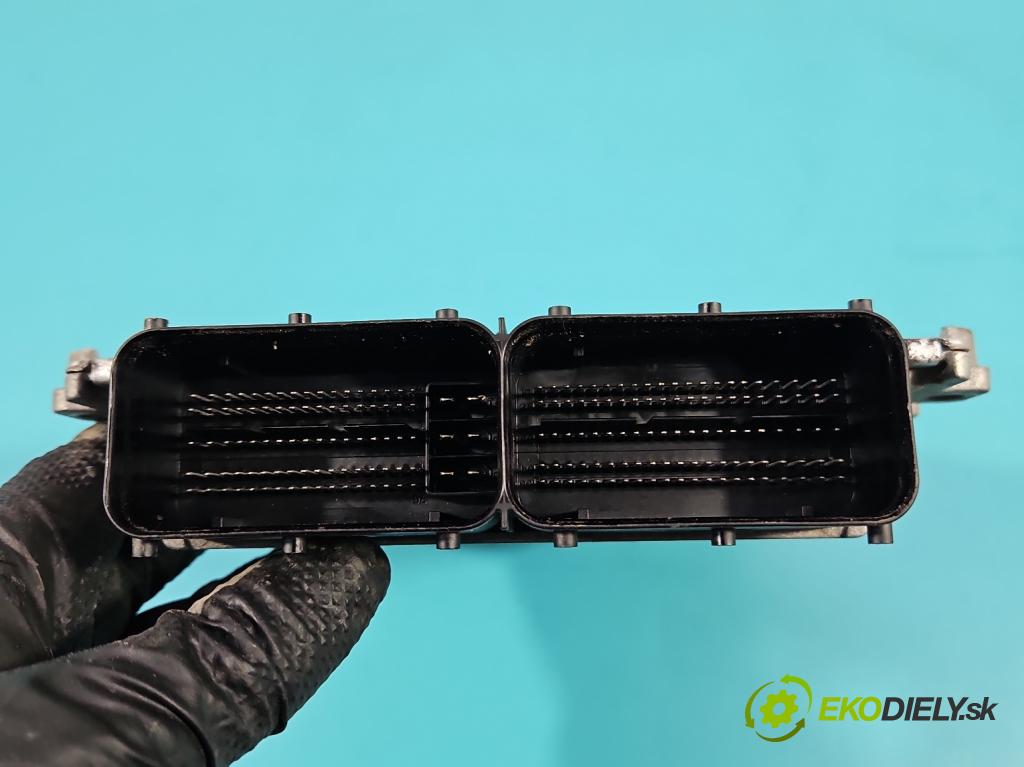 Hyundai I30 III 2016- 1.6 crdi 116 HP manual 85 kW 1598 cm3 5- riadiaca jednotka motora 39199-2U000