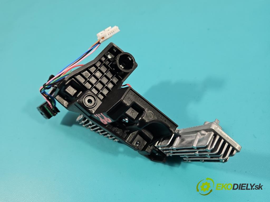 Hyundai I30 III 2016- 1.6 crdi 116 HP manual 85 kW 1598 cm3 5- modul lampy: G492151040