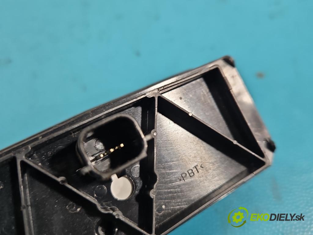 Ford Focus Mk3 2010-2018 1.5 EcoBoost: 150 hp manual 110 kW 1498 cm3 4- klika kufrových dveří zadní F1EB-19B514-BE