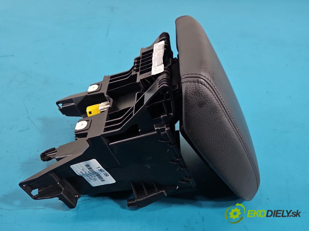 Ford Focus Mk3 2010-2018 1.5 EcoBoost: 150 HP manual 110 kW 1498 cm3 4- operadlo  (Lakťová opierka)