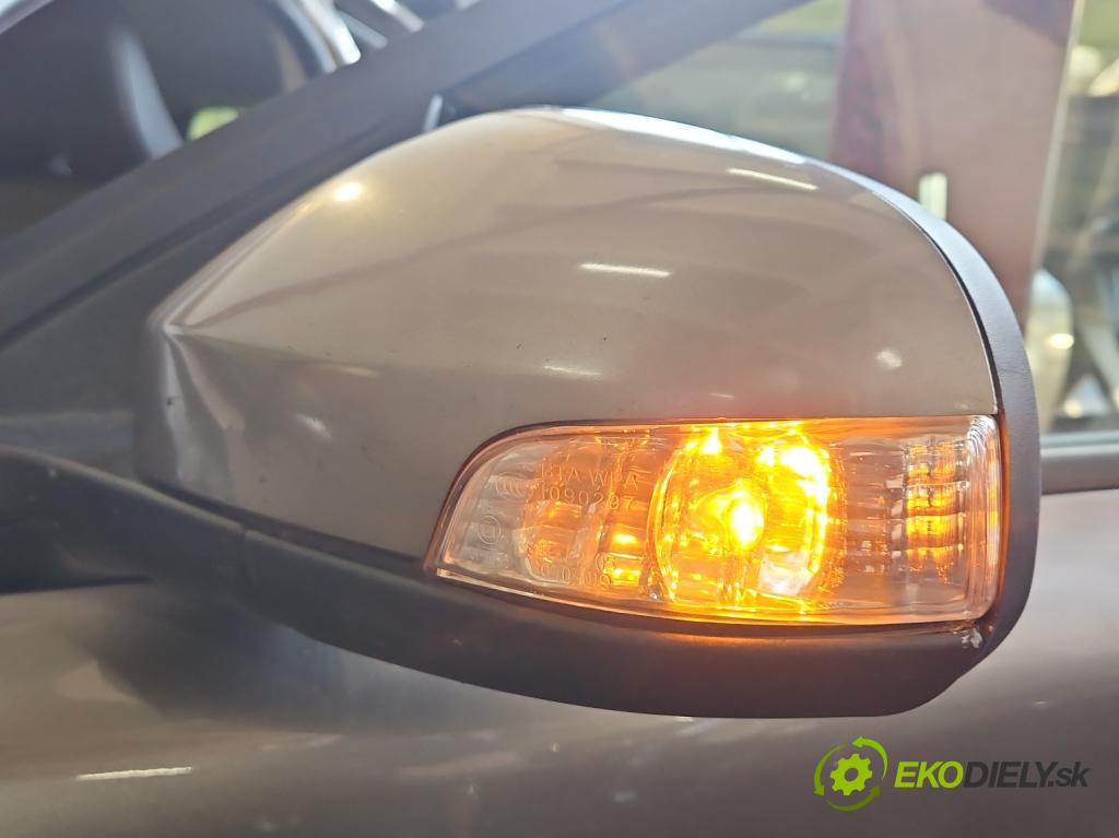 Volvo V70 III 2007-2016 2.0 16V 145 hp manual 107 kW 1999 cm3 5- zpětné zrcátko levé  (Klika dveří ostatní)