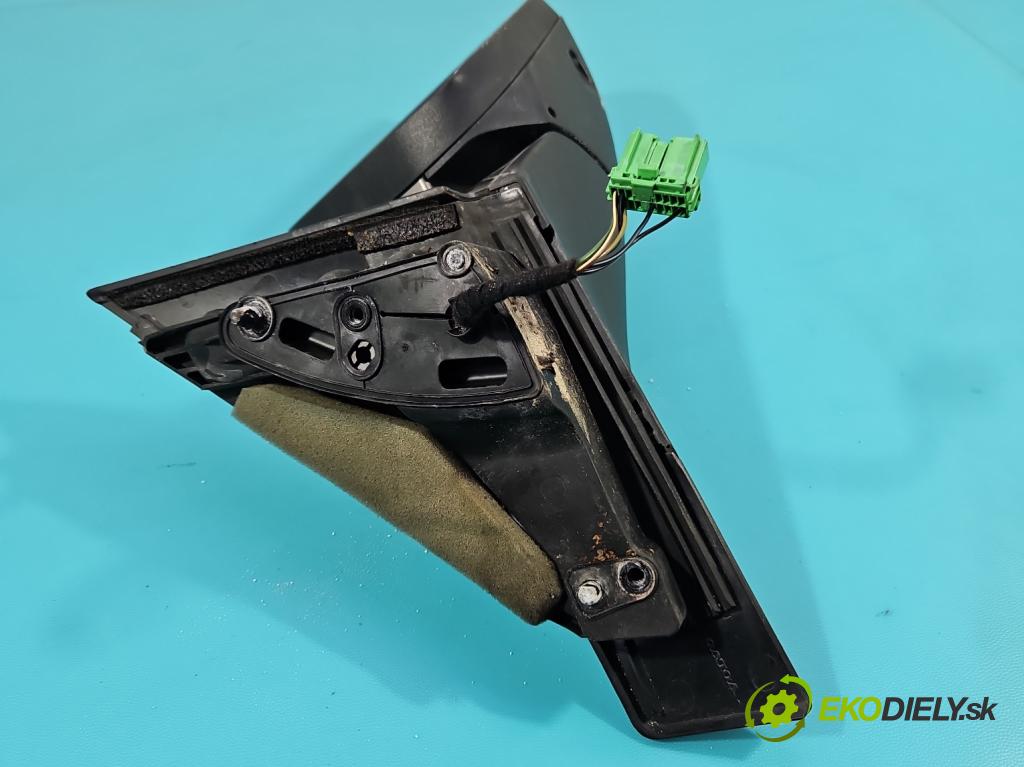 Volvo V70 III 2007-2016 2.0 16V 145 HP manual 107 kW 1999 cm3 5- zrkadlo pravé  (Kľučka dverí ostatné)