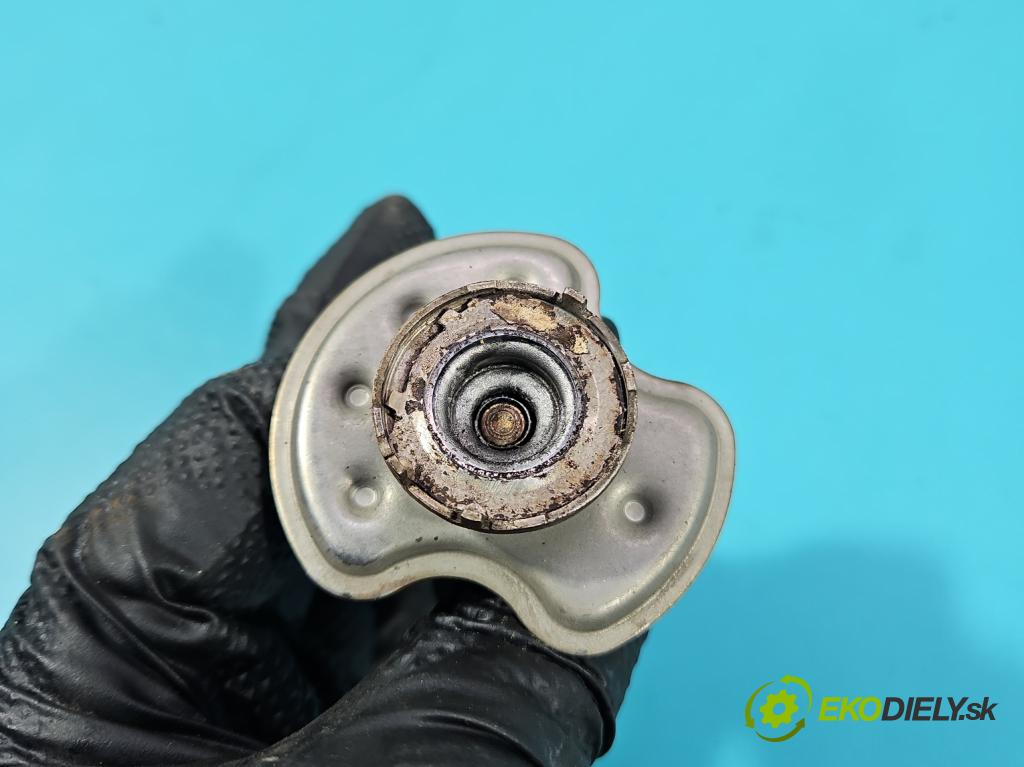 Hyundai I30 III 2016- 1.6 crdi 116 HP manual 85 kW 1598 cm3 5- vstrek 29630-2U000 (Vstrekovač paliva)