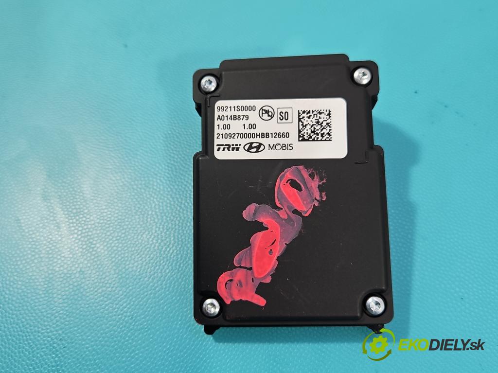 Hyundai I30 III 2016- 1.6 crdi 116 HP manual 85 kW 1598 cm3 5- Kamera predné 99211S0000