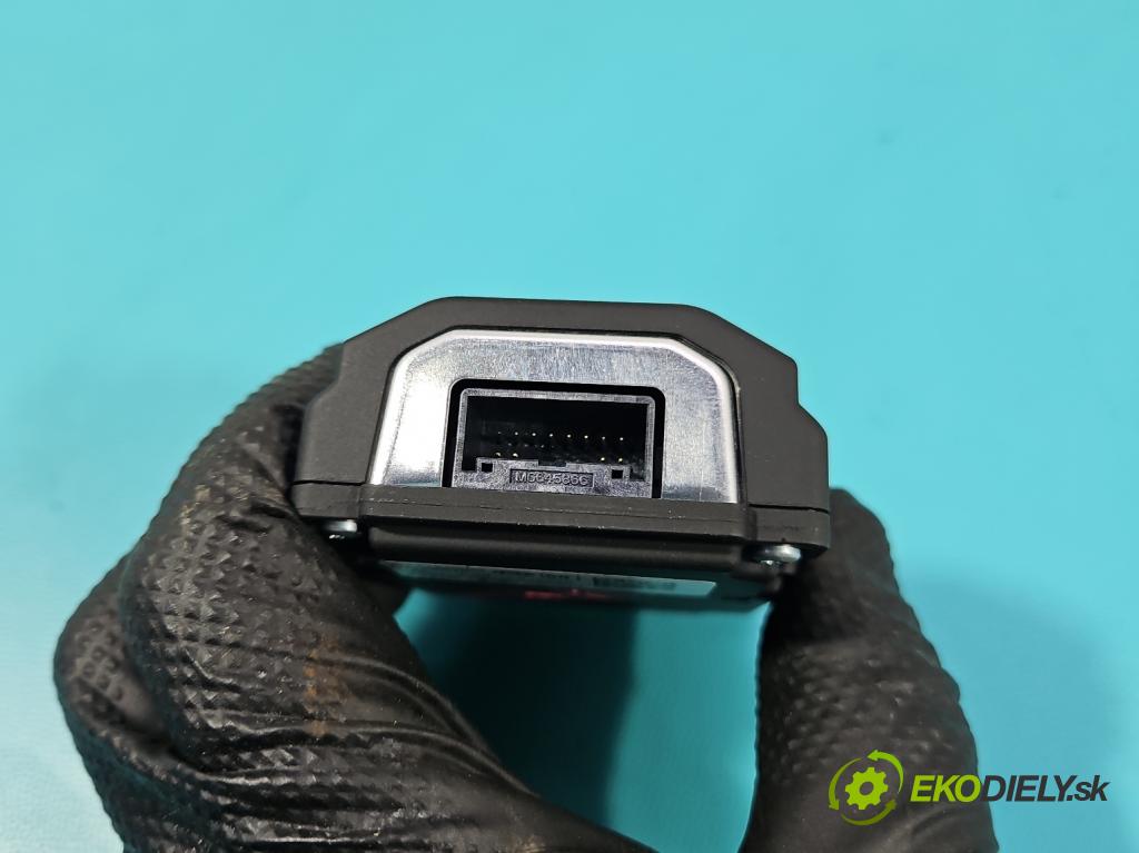 Hyundai I30 III 2016- 1.6 crdi 116 HP manual 85 kW 1598 cm3 5- Kamera predné 99211S0000