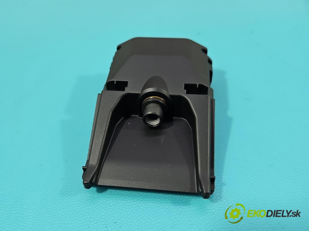 Hyundai I30 III 2016- 1.6 crdi 116 HP manual 85 kW 1598 cm3 5- Kamera predné 99211S0000