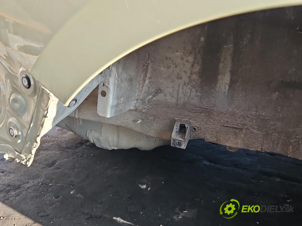 Skoda Superb IV 2023- 2.0 TDI 150 HP automatic 110 kW 1968 cm3 5- blatník zadné pravý