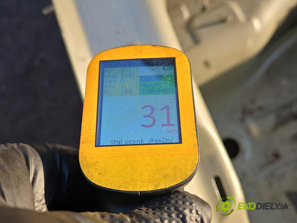 Skoda Superb IV 2023- 2.0 TDI 150 HP automatic 110 kW 1968 cm3 5- pas zadní: