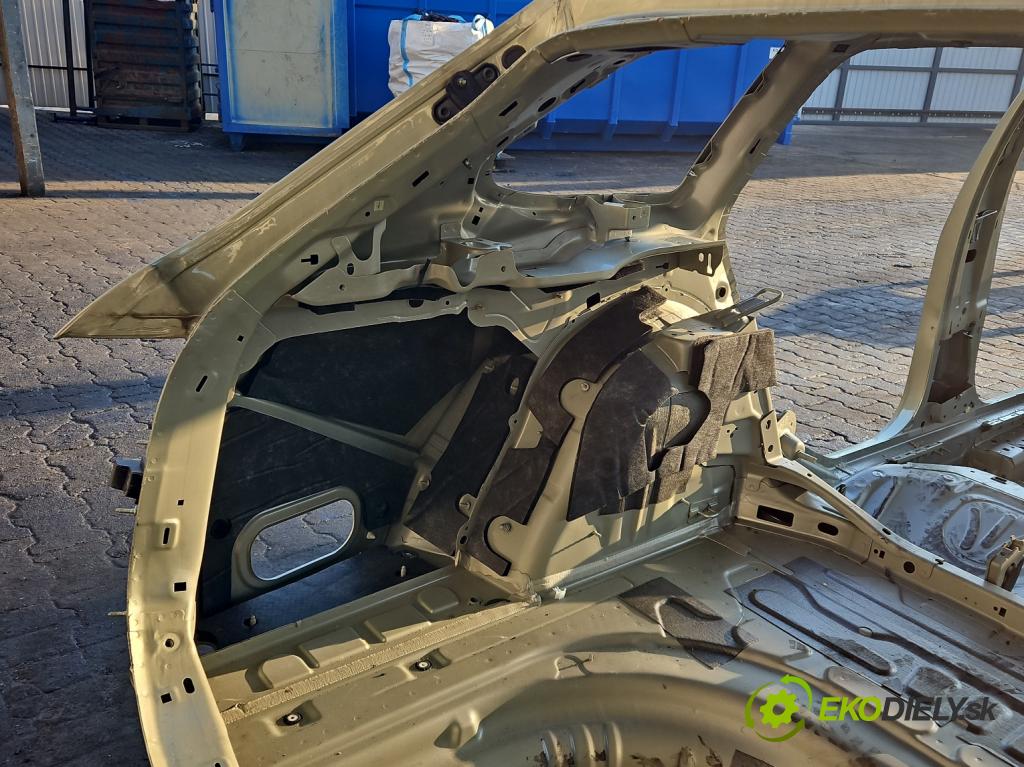 Skoda Superb IV 2023- 2.0 TDI 150 HP automatic 110 kW 1968 cm3 5- blatník zadné ľavý