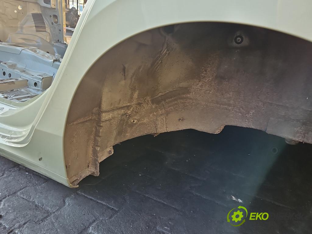 Skoda Superb IV 2023- 2.0 TDI 150 HP automatic 110 kW 1968 cm3 5- blatník zadné ľavý