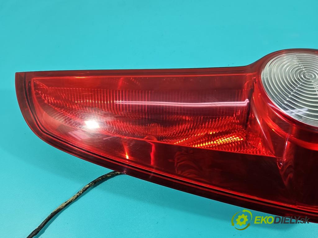 Opel Agila B 2008-2014 1.0 12V 65 HP manual 48 kW 996 cm3 5- svetlo / reflektor zadné ľavé  (Kľučka dverí ostatné)