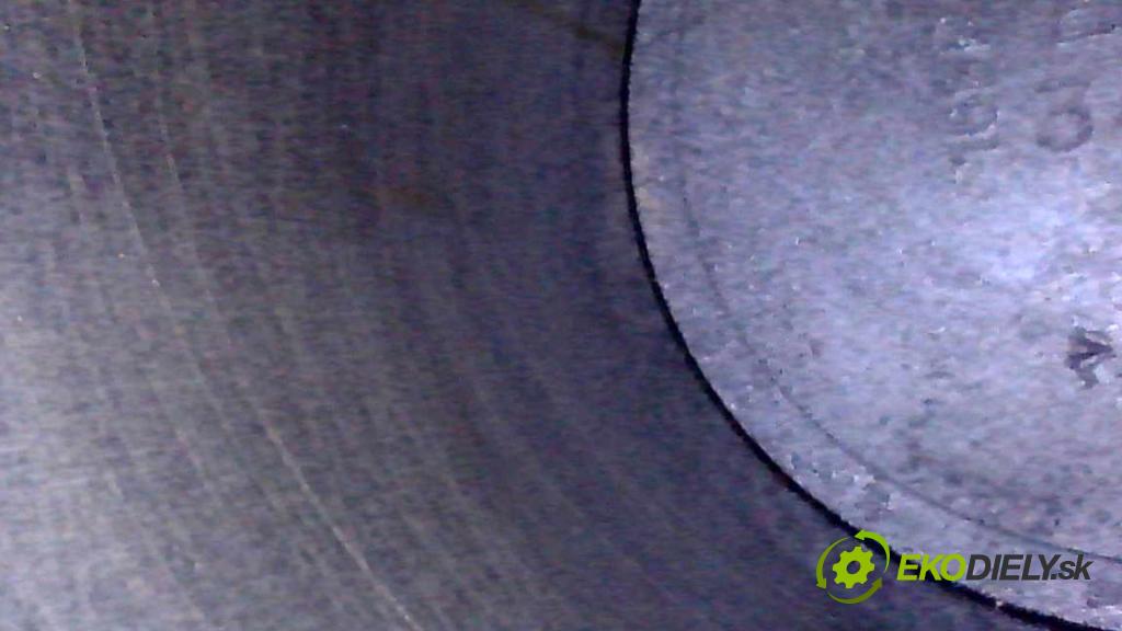 Peugeot 207 1.4 8V 73 hp manual 54 kW 1360 cm3 5- motor benzín KFV