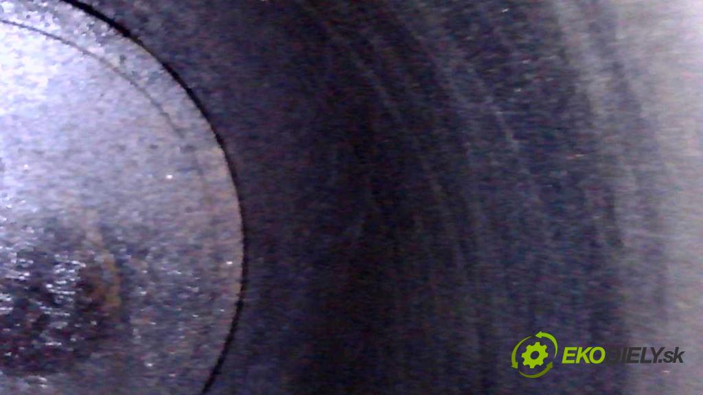 Peugeot 207 1.4 8V 73 hp manual 54 kW 1360 cm3 5- motor benzín KFV