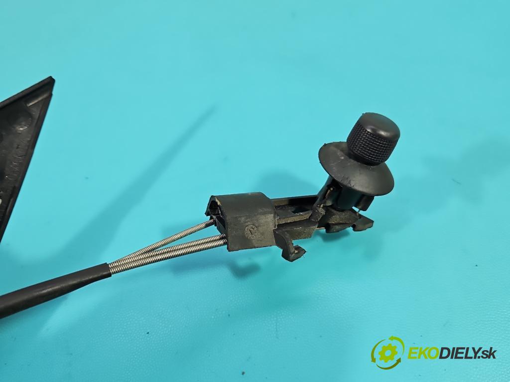 Skoda Fabia I 1999-2007 1.2 6V 54 HP manual 40 kW 1198 cm3 5- zrkadlo ľavé  (Kľučka dverí ostatné)