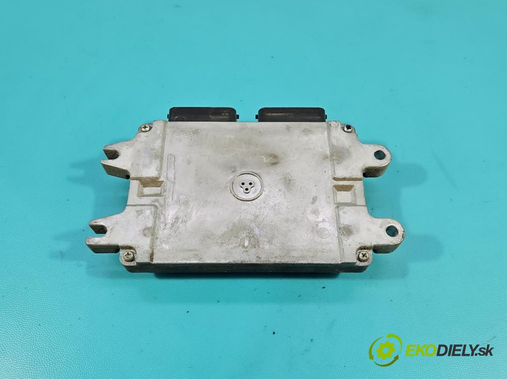 Opel Agila B 2008-2014 1.0 12V 65 hp manual 48 kW 996 cm3 5- řídící jednotka motoru 33920-51K03