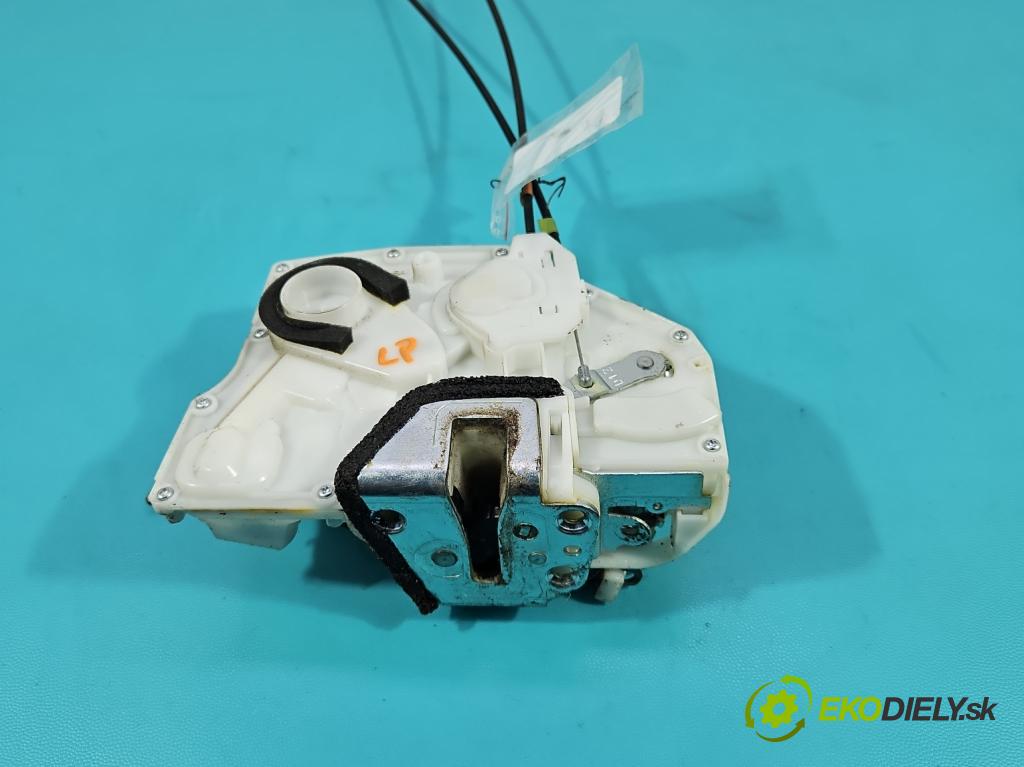 Opel Agila B 2008-2014 1.0 12V 65 HP manual 48 kW 996 cm3 5- zámok predné ľavý 82202-51K20