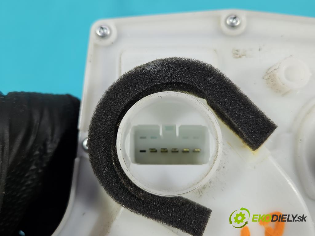 Opel Agila B 2008-2014 1.0 12V 65 HP manual 48 kW 996 cm3 5- zámok predné ľavý 82202-51K20