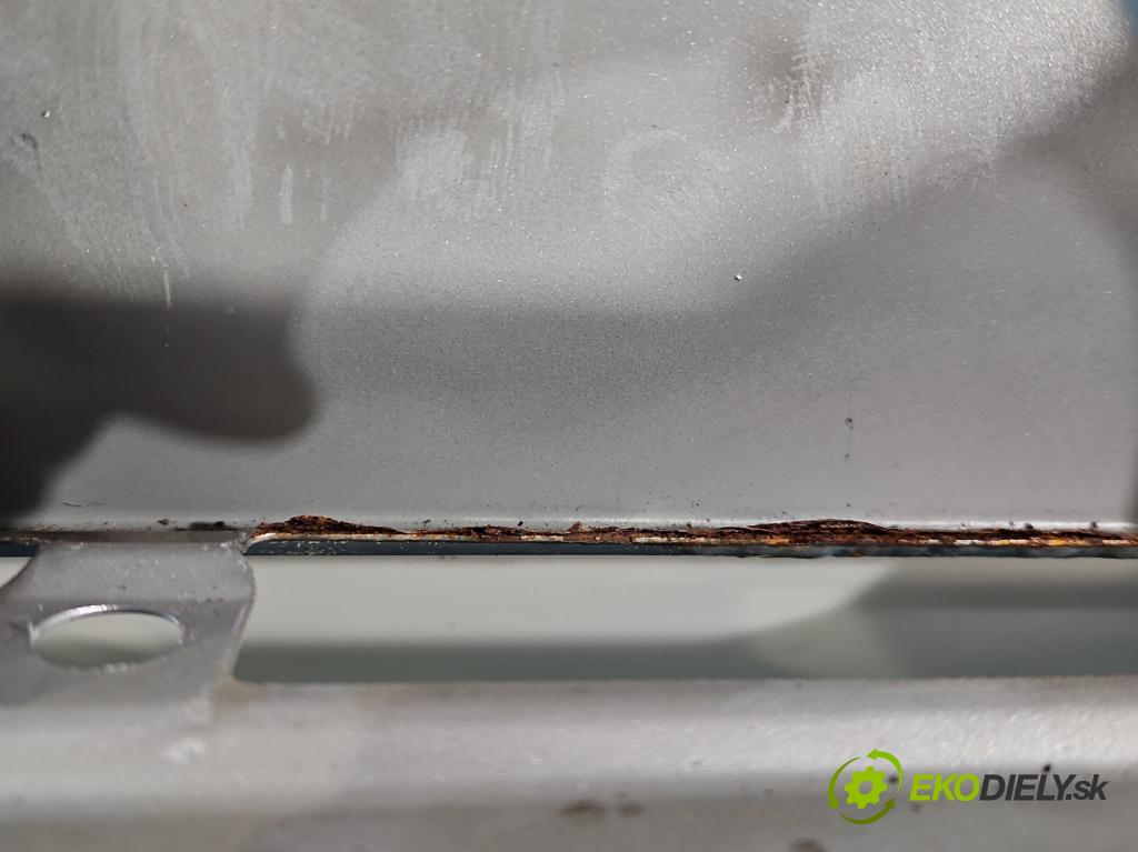 Audi A4 B6 2000-2004 1.9 tdi 131 hp manual 96 kW 1896 cm3 5- zadní kufrové dveře  (Zadní kapota (kufr))