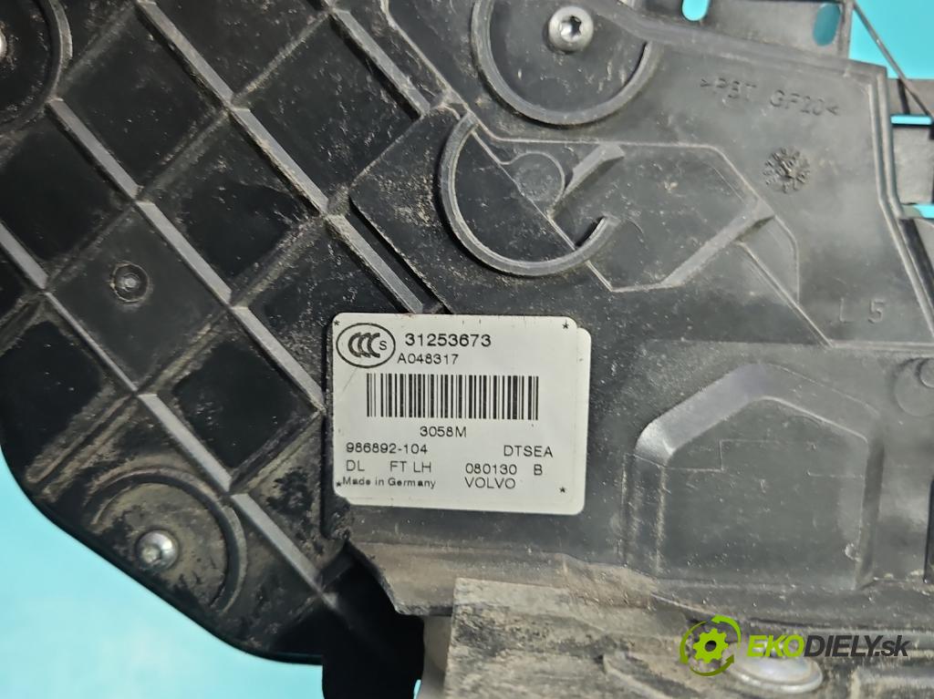 Volvo V70 III 2007-2016 2.0 16V 145 hp manual 107 kW 1999 cm3 5- zámek přední levý 31253673