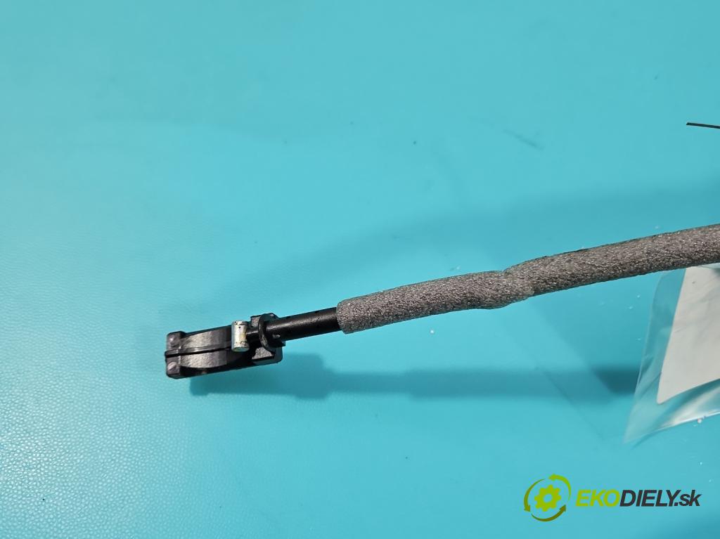 Volvo V70 III 2007-2016 2.0 16V 145 HP manual 107 kW 1999 cm3 5- zámok zadné pravý 31253668