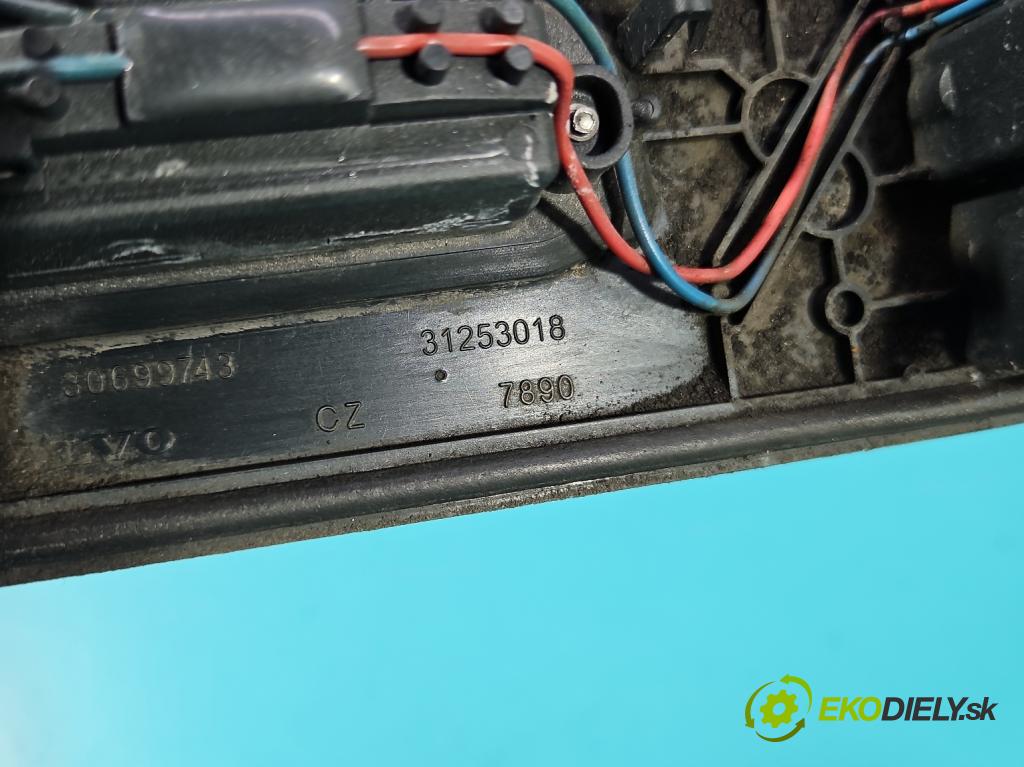 Volvo V70 III 2007-2016 2.0 16V 145 HP manual 107 kW 1999 cm3 5- rukoväť kufrové dvere zadné 31253018