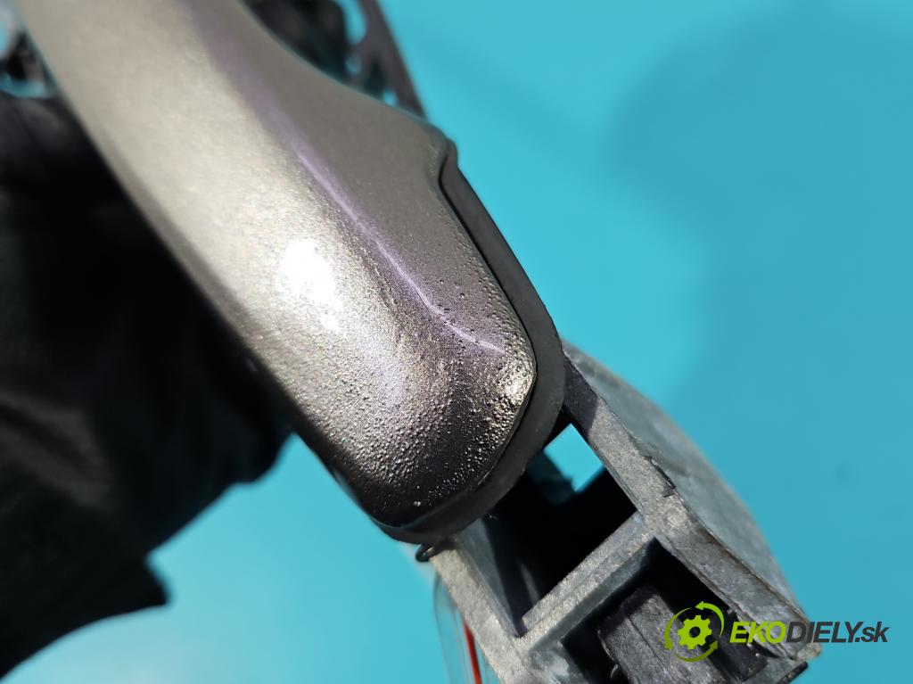 Volvo V70 III 2007-2016 2.0 16V 145 hp manual 107 kW 1999 cm3 5- klika přední levé  (Vnější přední levá klika dveří)