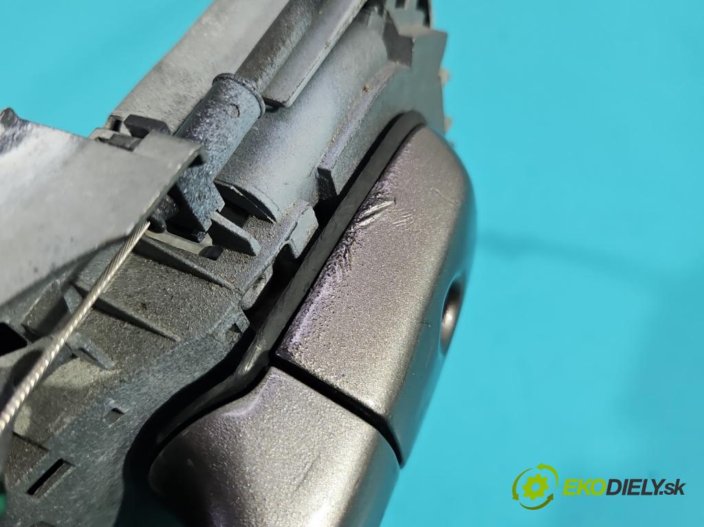 Volvo V70 III 2007-2016 2.0 16V 145 hp manual 107 kW 1999 cm3 5- klika přední levé  (Vnější přední levá klika dveří)