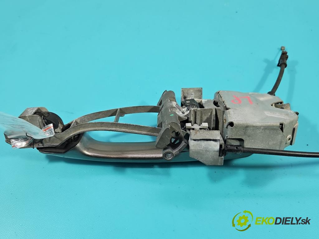 Volvo V70 III 2007-2016 2.0 16V 145 hp manual 107 kW 1999 cm3 5- klika přední levé  (Vnější přední levá klika dveří)